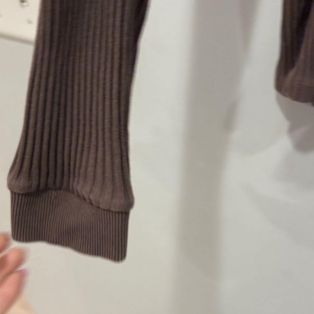 ASOS Brown Ribbed Sweater with Script Design - Picture 4 of 6
